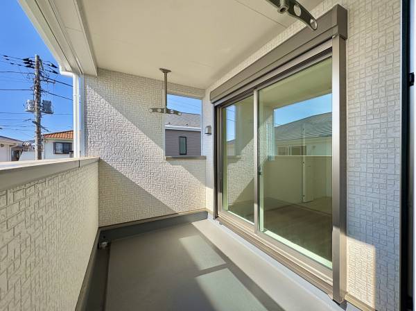 洗濯物がたくさん干せるバルコニー