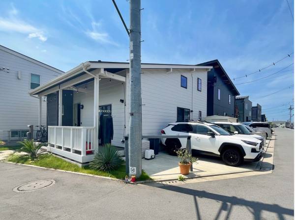 角地ならではの開放感が素晴らしいですね