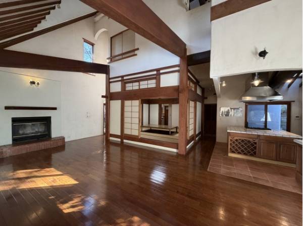 リビングはゆったりくつろげそうです。