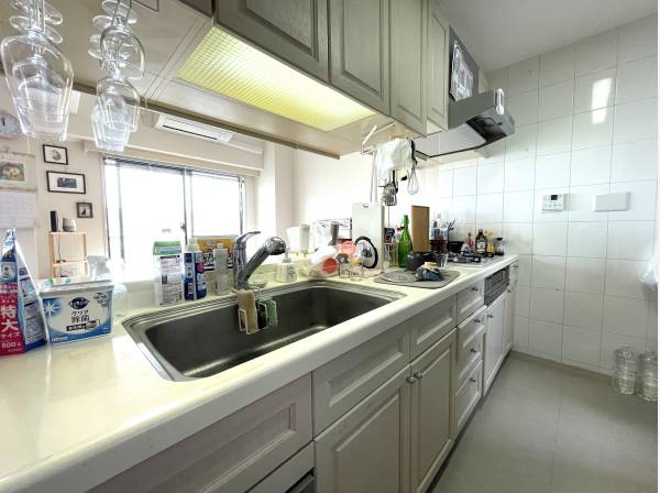 対面式システムキッチン