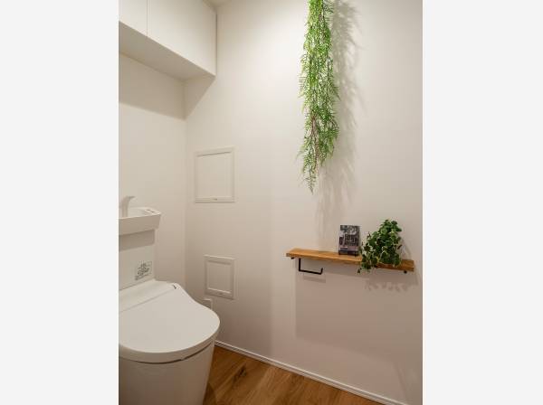 サニタリースペースは清潔感のあるデザインを採用