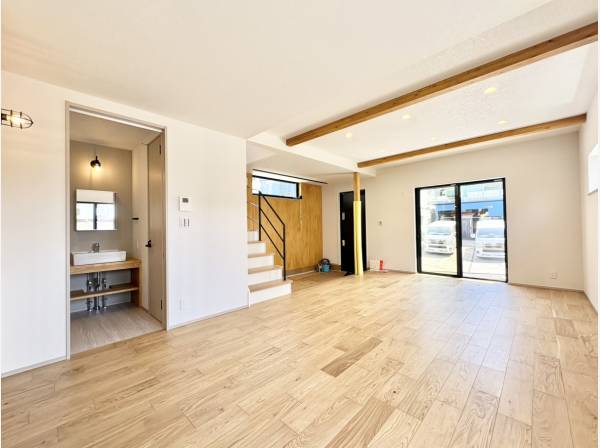 水回りが1階に集約しており家事動線を意識した配置に。