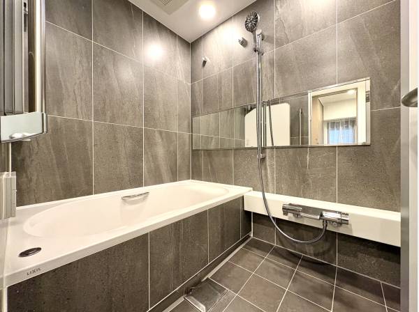 1日の疲れを癒すバスルーム