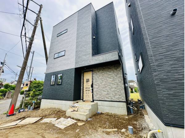 完成は7月中旬予定ですが、現地ご案内可能です
