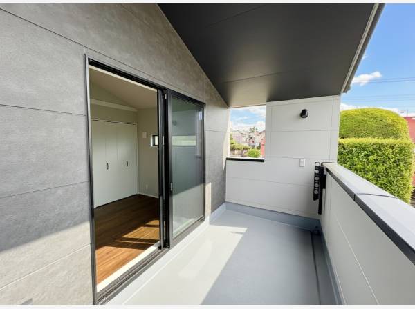 ゆとりのあるインナーバルコニー