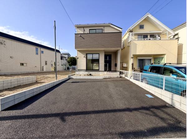 広々2台分駐車可能