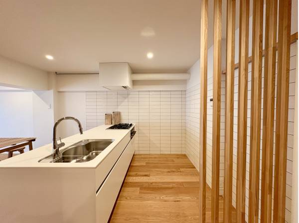 キッチン周りはしっかりと新調済み