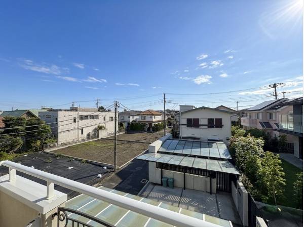 室内から眺めの良い景色