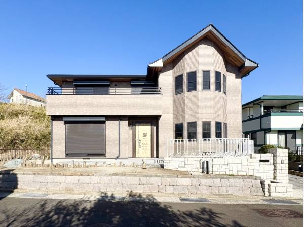 重厚感あるお洒落な佇まい