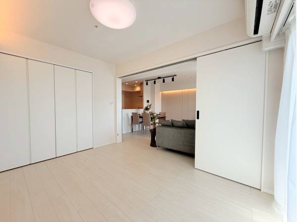 LDKに面したお部屋は約6.3帖のゆとりある空間