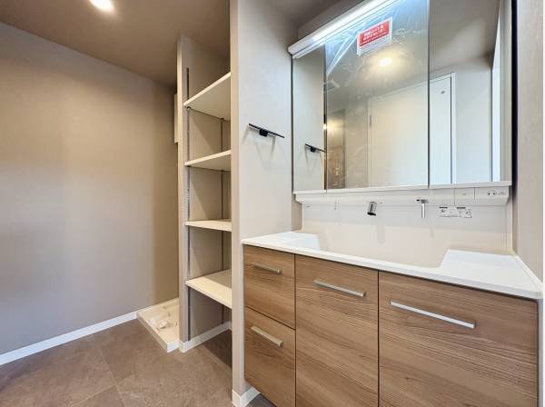 水回りもリノベーションされているため安心です！