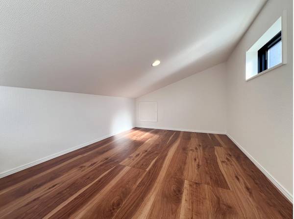 多目的に使えるロフトスペース