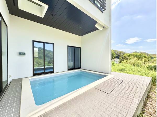 リゾート感あるプライベートプール