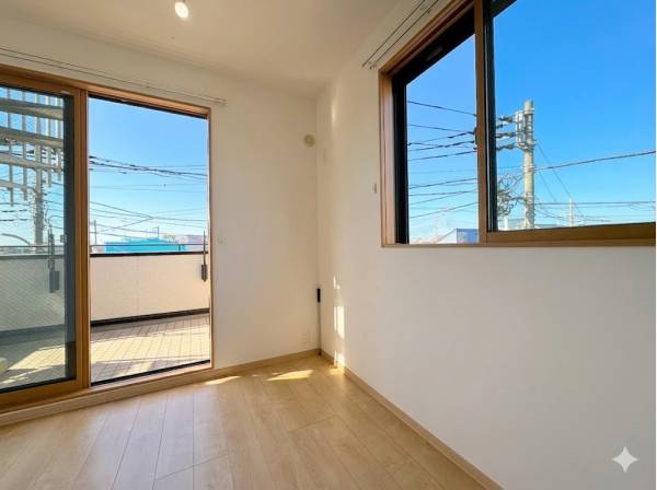 洋室も日当りが良好です