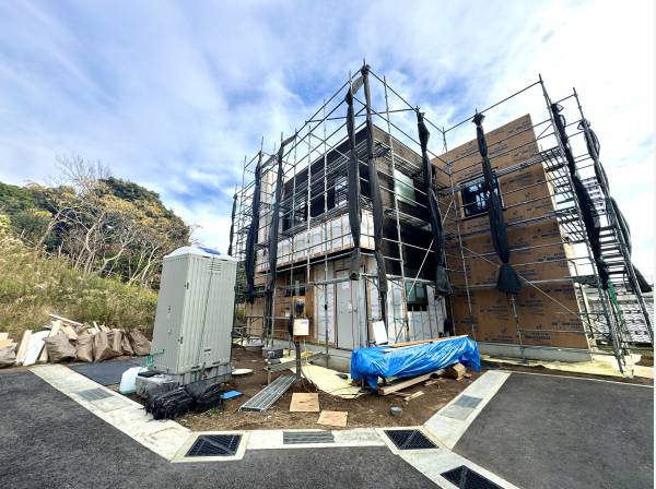 家が隣接しておらず優雅さが際立ちます