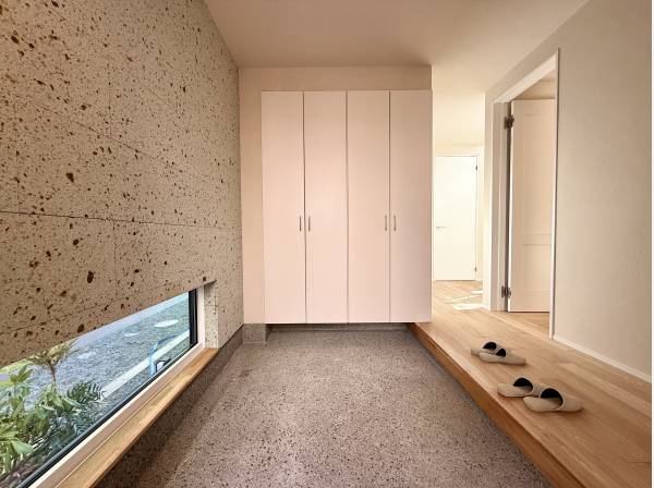 広々な玄関スペース！