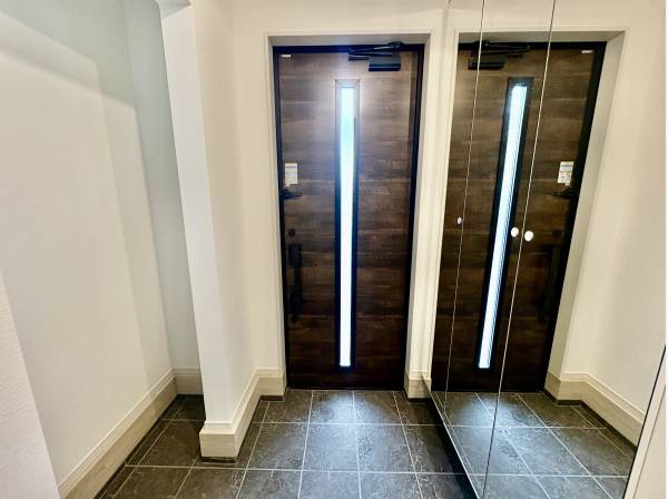 玄関も広いですよ！