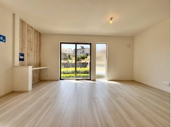 ひらけた眺望の広がるLDK