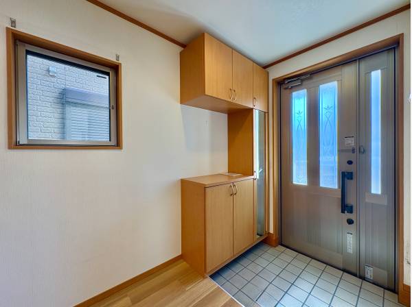 広く開放感のある玄関。