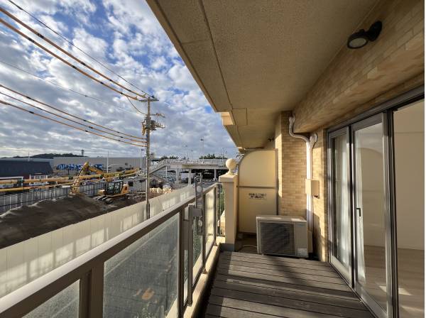 レッドロブスター側のお部屋ですが、波チェック可能です♪