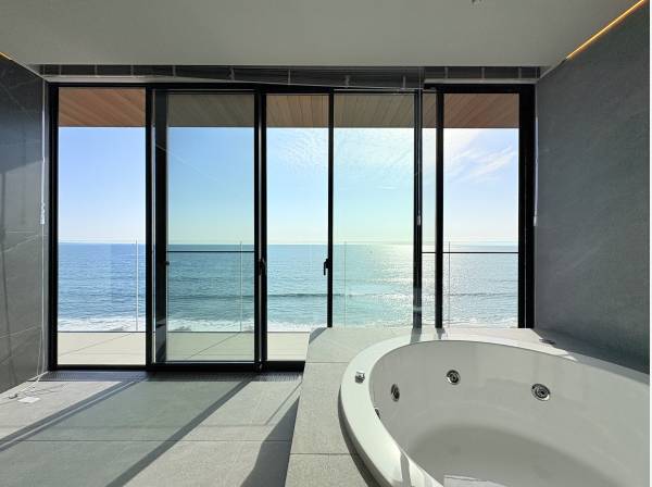 ２階バスルームはサウナ付きのビューバス