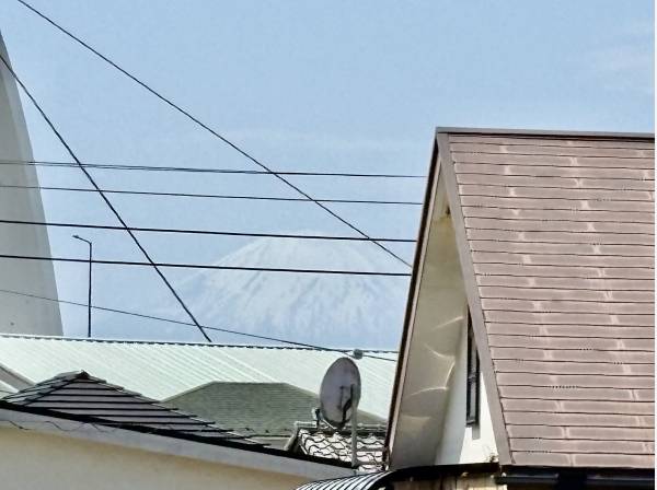 バルコニーからは富士山が見えます！