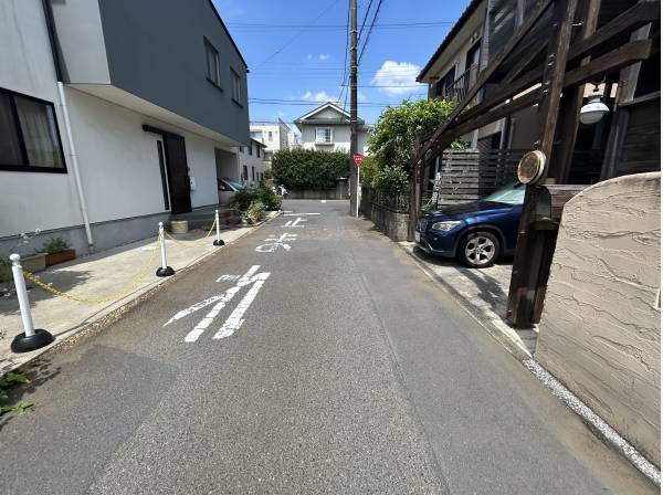 前面道路は4.0m御座います！