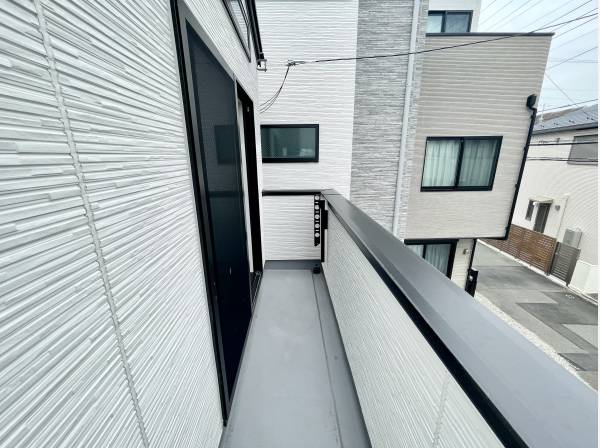LDK横のバルコニー
