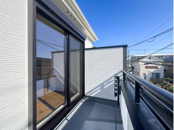 洗濯物は大きさや時間帯によって干す場所を選べます