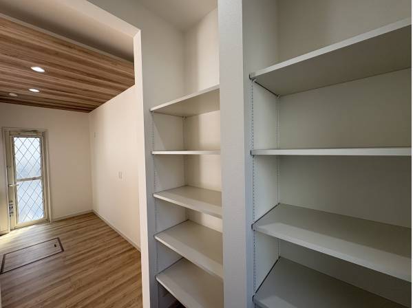 パントリーもございます