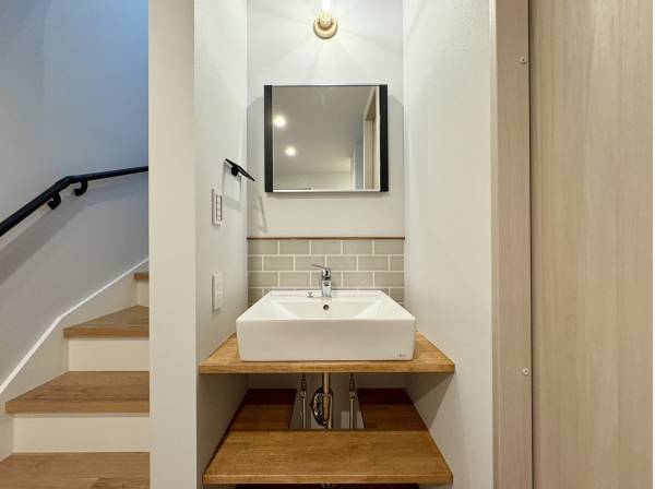 お洒落な造作洗面台