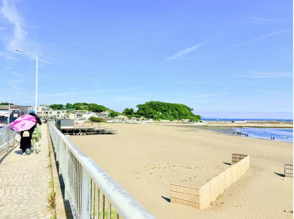 海岸まで近く、潮風を感じながらのお散歩も楽しめる絶好のロケーション
