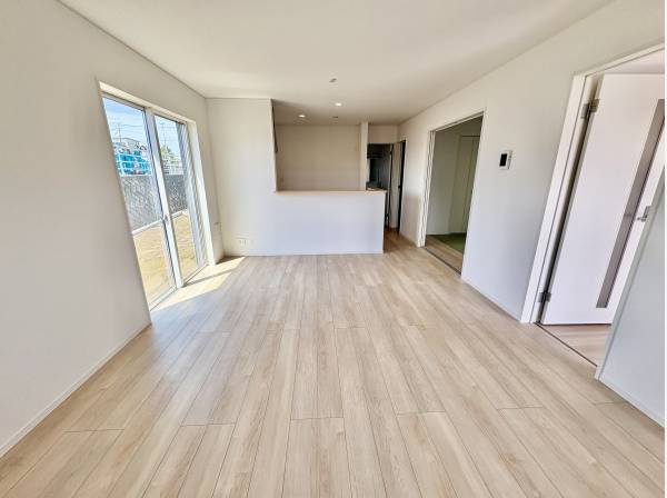 カウンターキッチンなので、家族との会話も広がりますね。