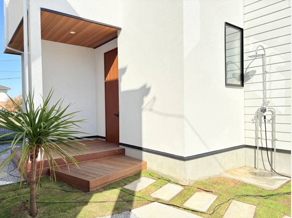 湘南らしさを感じる外構
