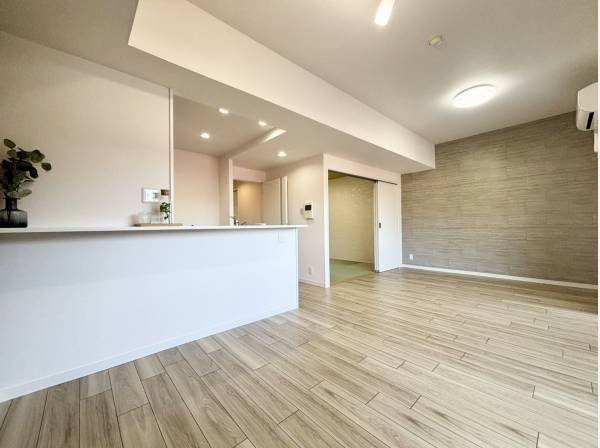 LDKは約16.4帖ございます