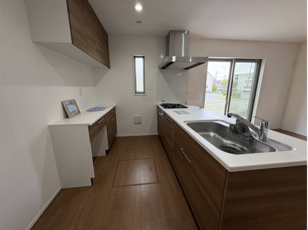 玄関は広くて収納力があります！