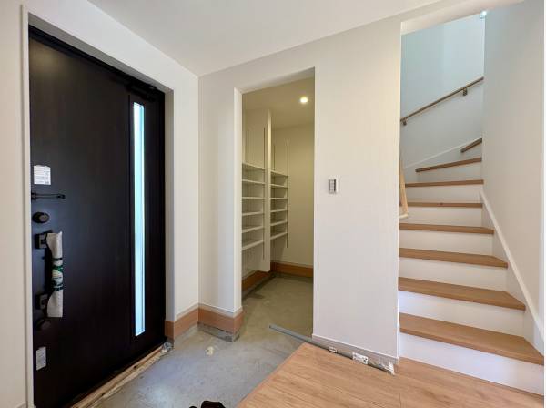 ゆったりとした空間の玄関スペース