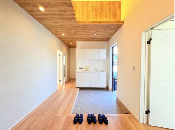 開放感のある玄関ホール