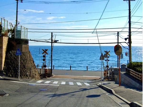 海までは約1.3km/徒歩19分