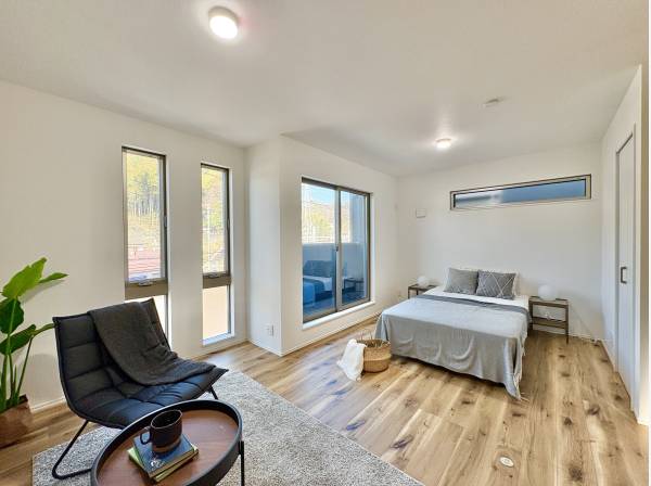 家具はイメージのために設置しております