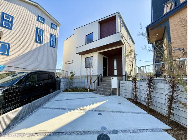 大きなお車でも駐車可能です！