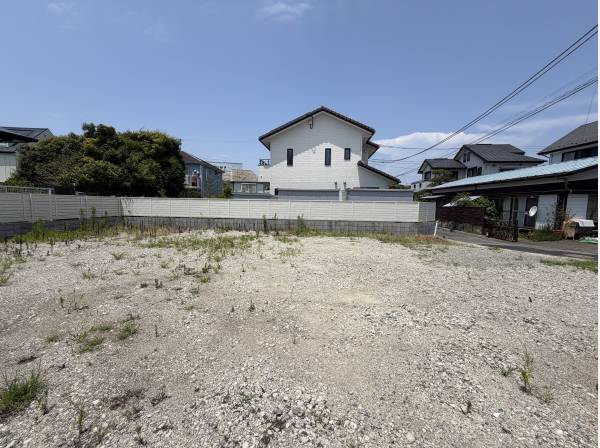 駅まで平坦徒歩13分