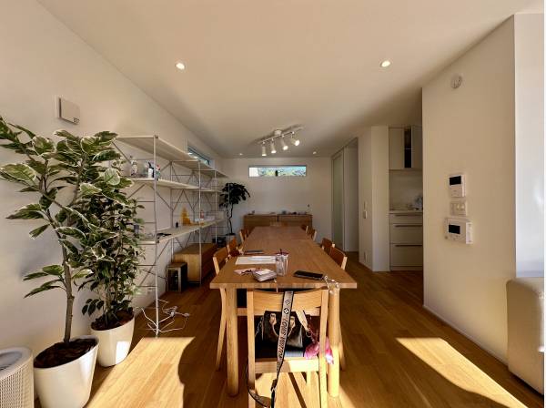 家族団らんのダイニング