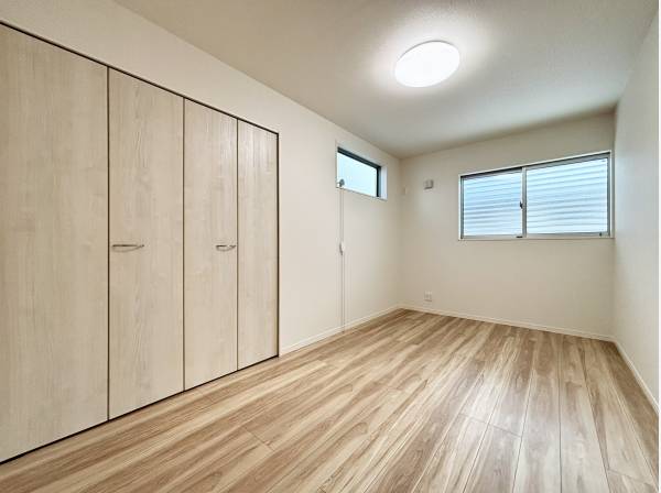 洋室は全部で3室ございます