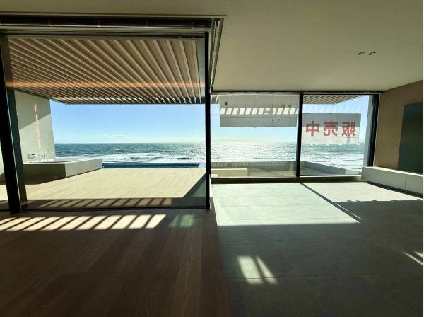 圧巻の眺望が室内からは広がります！