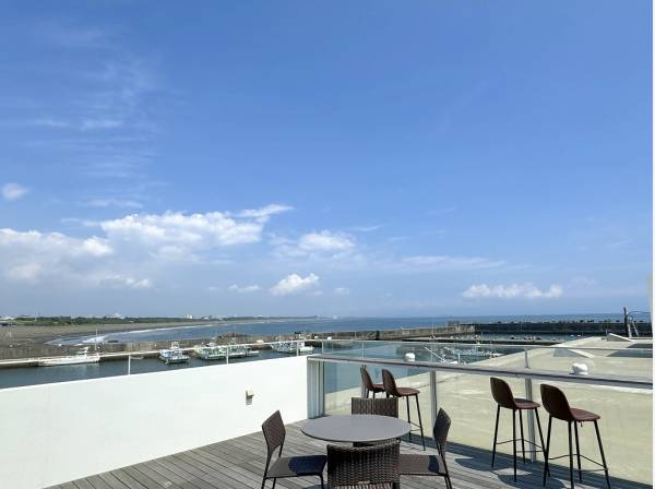 OISO CONNECTカフェまで徒歩5分（約400m）