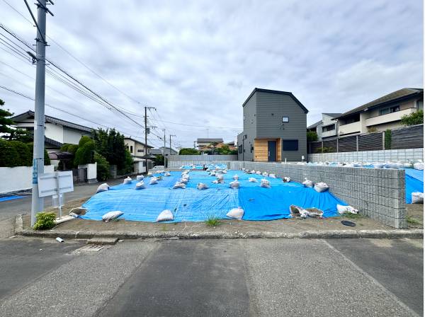 お好きなハウスメーカーにて建築可能