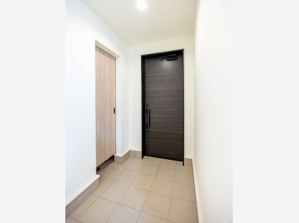 玄関がスッキリ整うのは大容量のSICがあるからこそ！