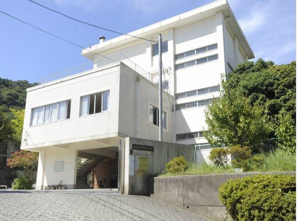 今泉小学校まで約1.9km