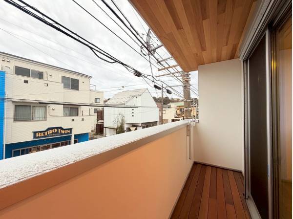 LDKからは広々としたインナーバルコニーへ